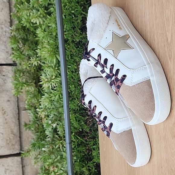 Vintage Havana Hearty Sneaker Mule Women Size 8.5 White Taupe Gold - Picture 1 of 15